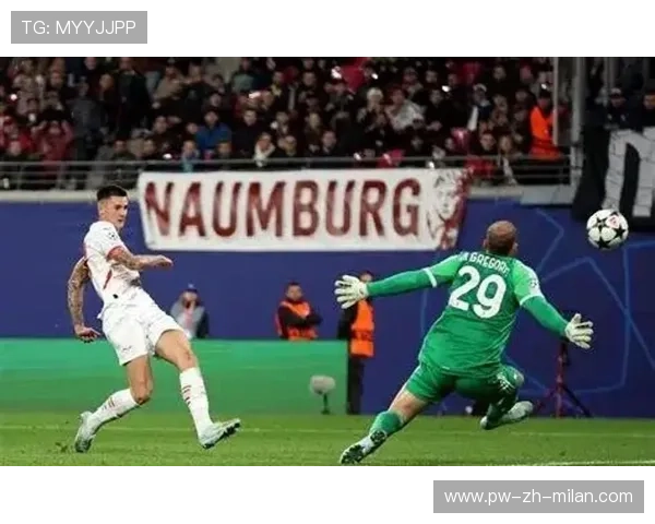 曼联重建新思路曝光：后腰换血＋锋线升级